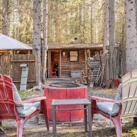 Rustic Cozy Cabin With Hot Tub Bragg Creek Esterno foto